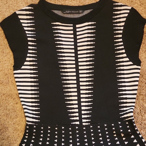 Zara Black and White Knit Top - Picture 4 of 7